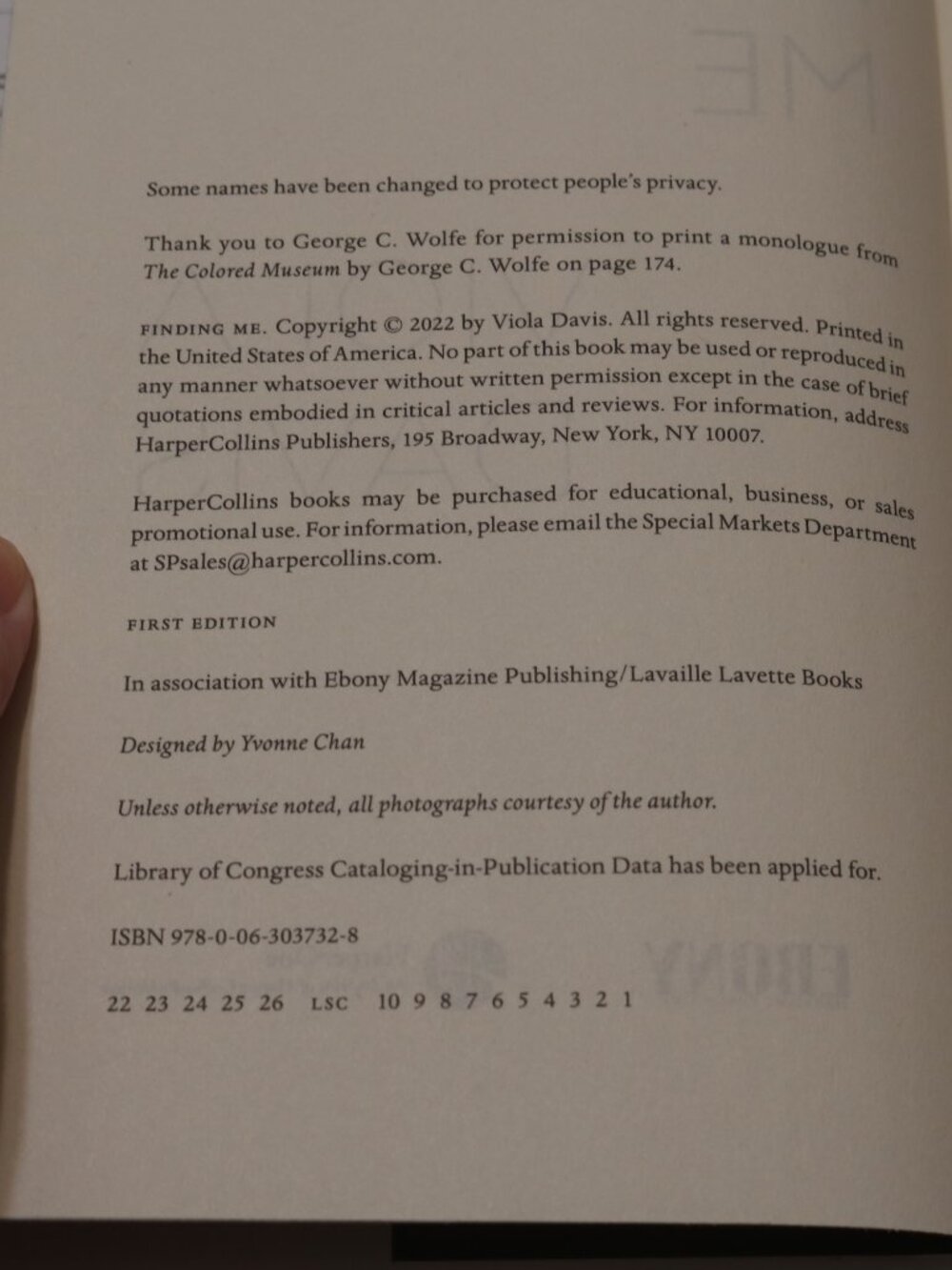 Viola Davis Finding Me Book - Picture 2 of 3